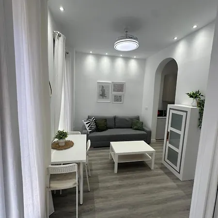 City Center Living Granada-2